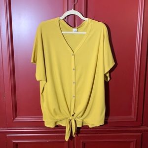 Women’s waffle knit top